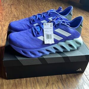 NEW IN BOX! Adidas Switch Fwd 2 shoes